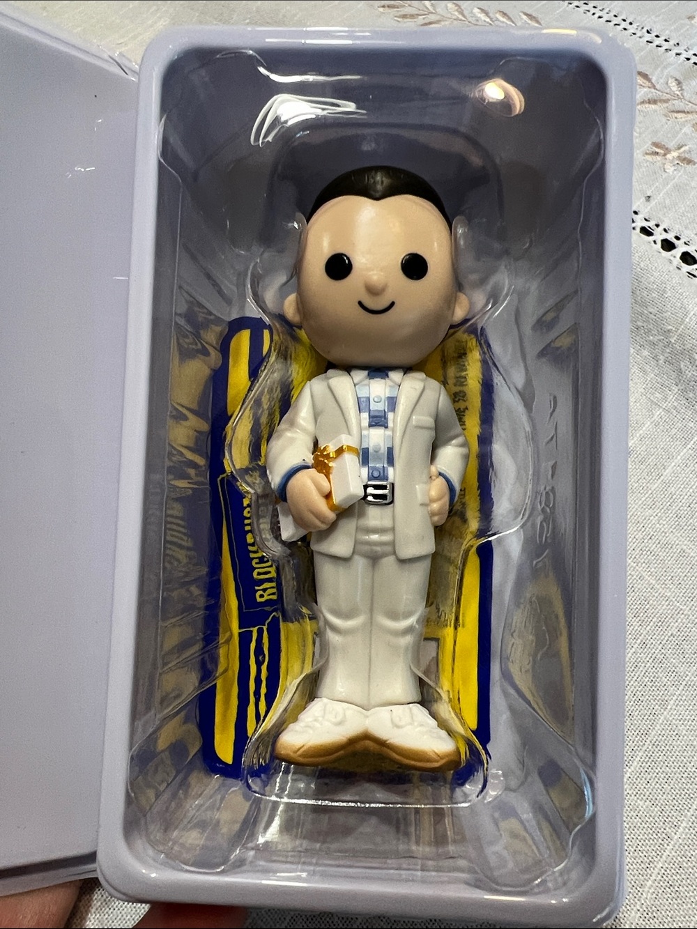 Funko Forrest Gump Figure in White and Blue Packaging - Picture 3 of 5